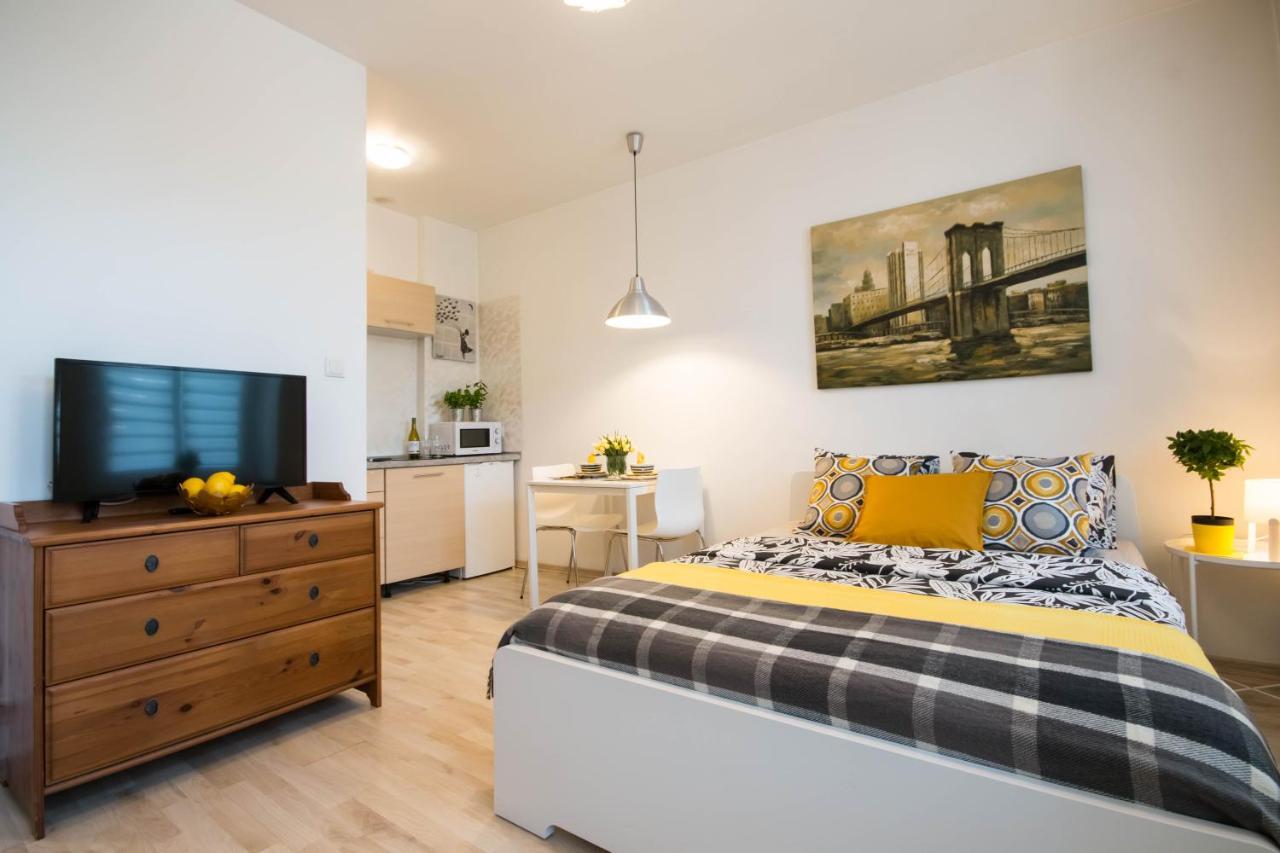 Apartamenty Zamulkowa 4Two Katowice Esterno foto